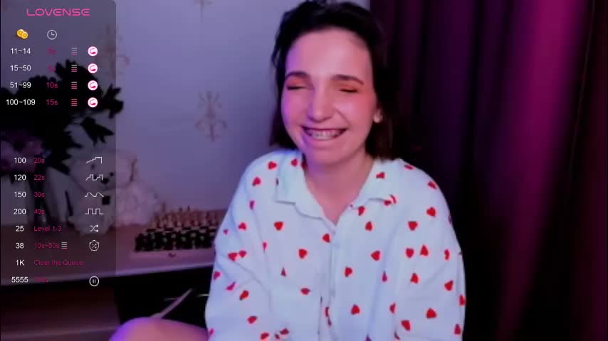 kindhazelhere_ Adult Chat November 28, 2025