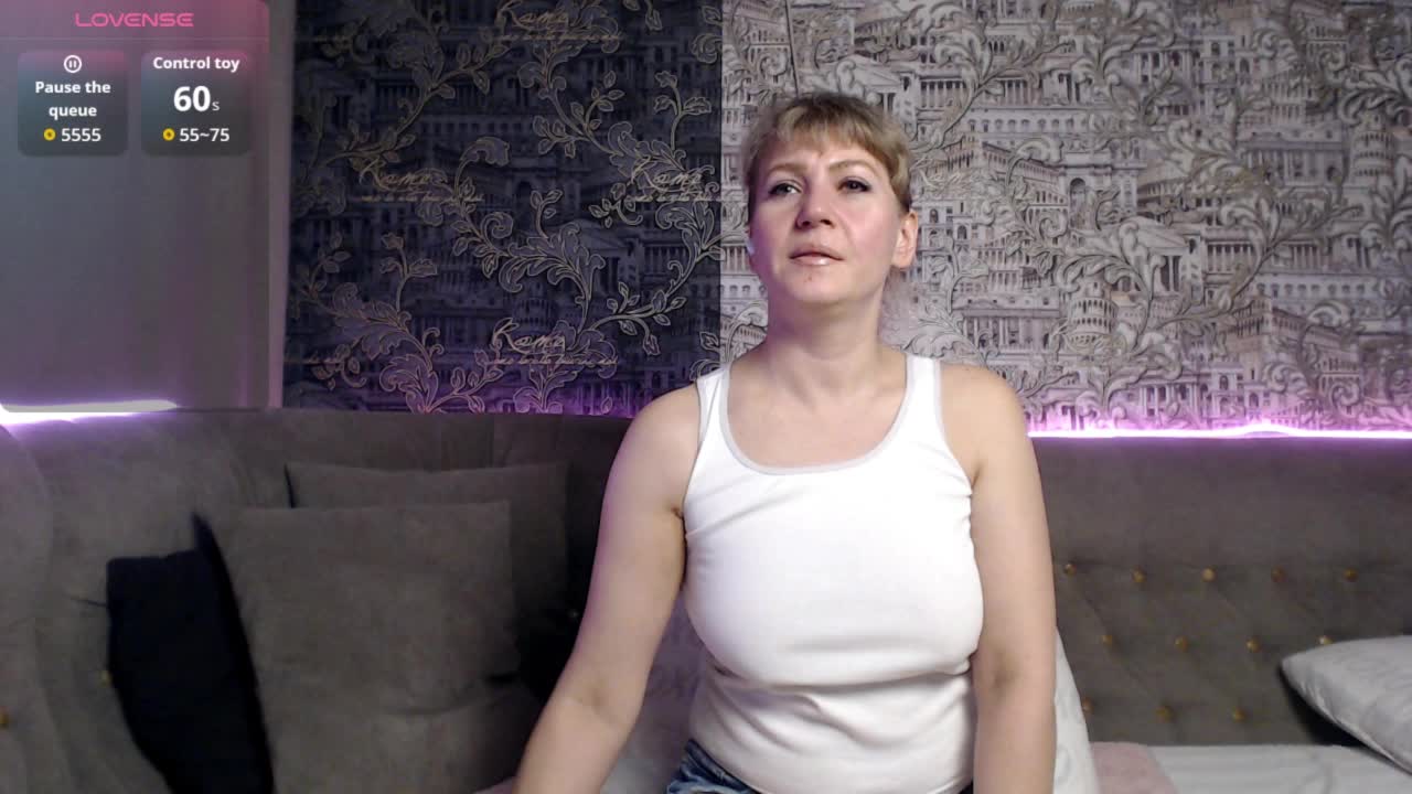 mandyfoxxx Adult Chat November 28, 2025