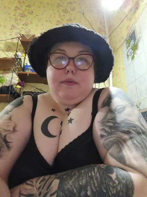 Svetlanka86 Adult Chat November 29, 2025