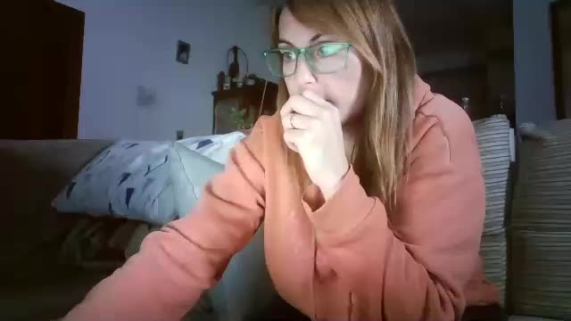 lolahueso Adult Chat November 28, 2025