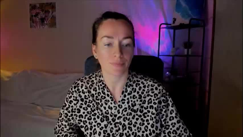 save_the_qween Adult Chat November 29, 2025