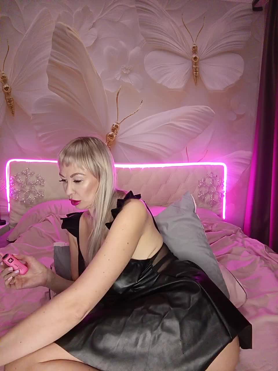 Blondi_Love Adult Chat November 29, 2025