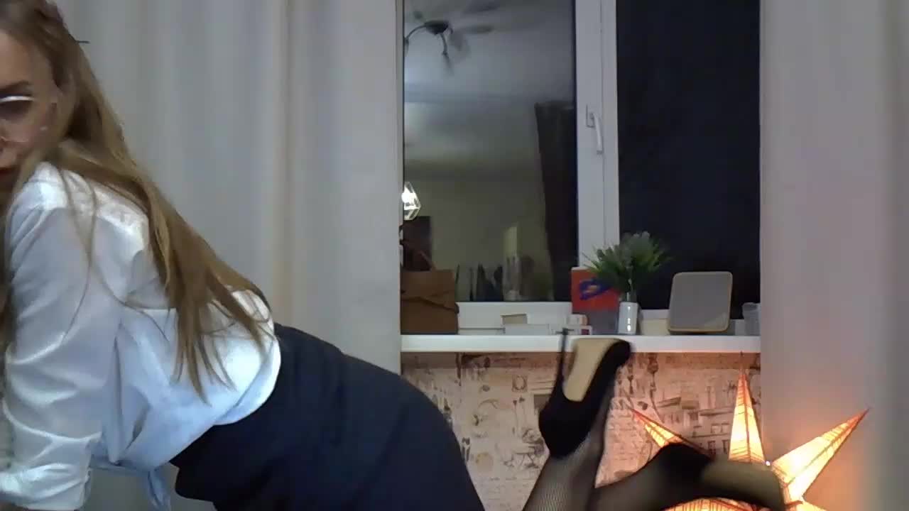 MarinaMOON Adult Chat November 29, 2025