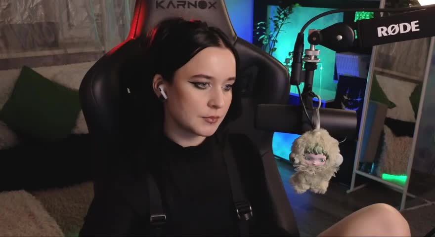 KiraLiLime Adult Chat November 29, 2025