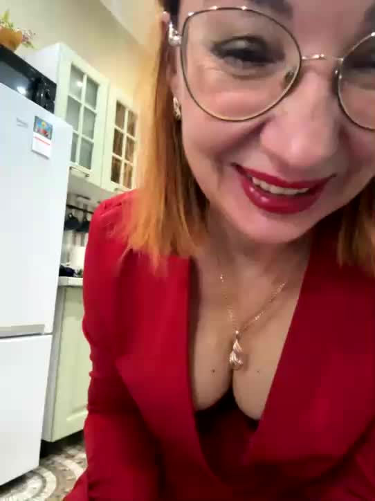 Pink-Lips Adult Chat November 29, 2025