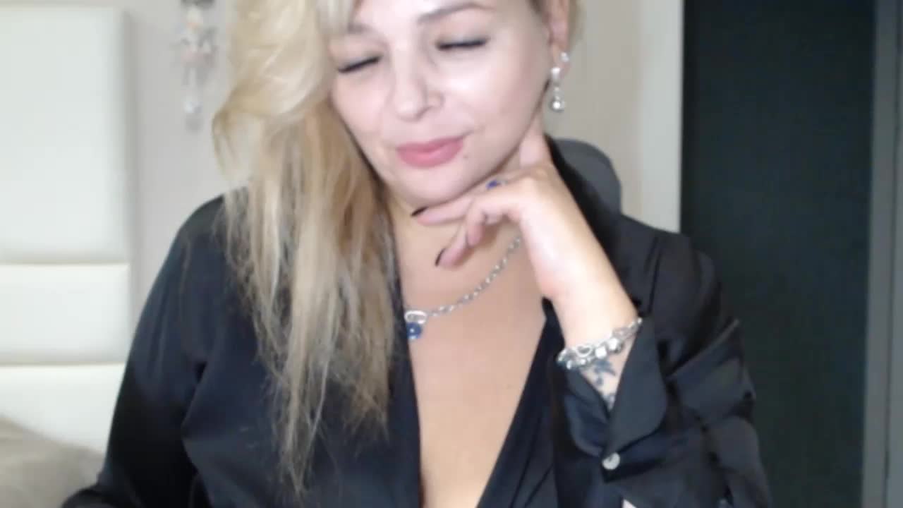 aniutkamau Adult Chat November 29, 2025