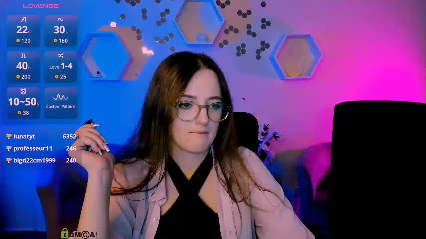 luna_berryy Adult Chat November 29, 2025