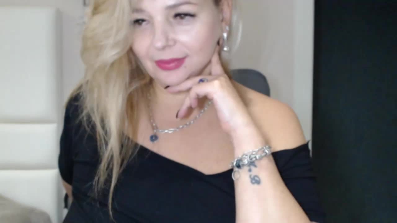 aniutkamau Adult Chat November 29, 2025