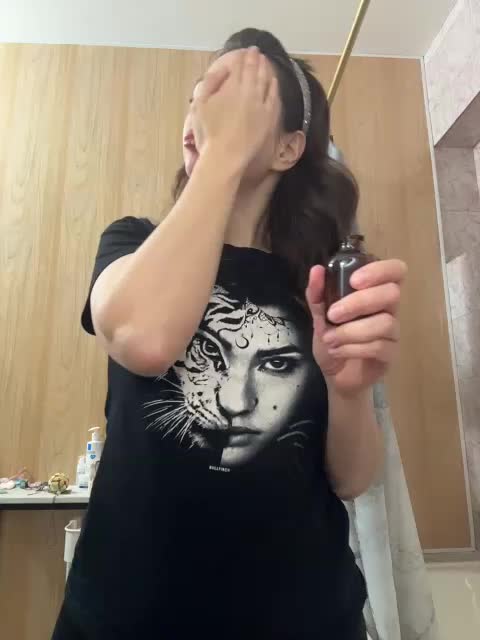 Melissa222Femdom Adult Chat November 29, 2025