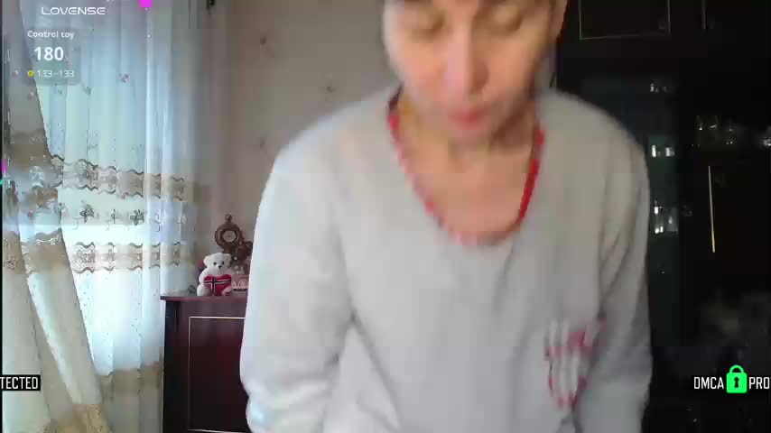 caroliiine Adult Chat November 29, 2025