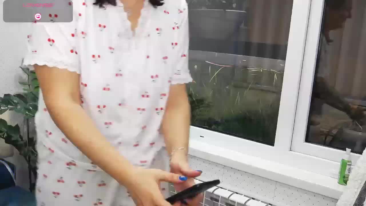 LinaCrave Adult Chat November 29, 2025