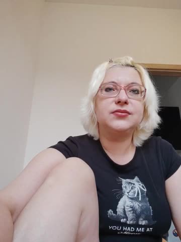 Vika211 Adult Chat November 29, 2025