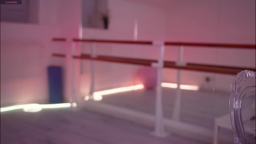 kelly_ember Adult Chat November 30, 2025