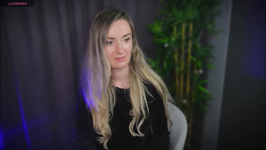 misswiney Adult Chat November 30, 2025