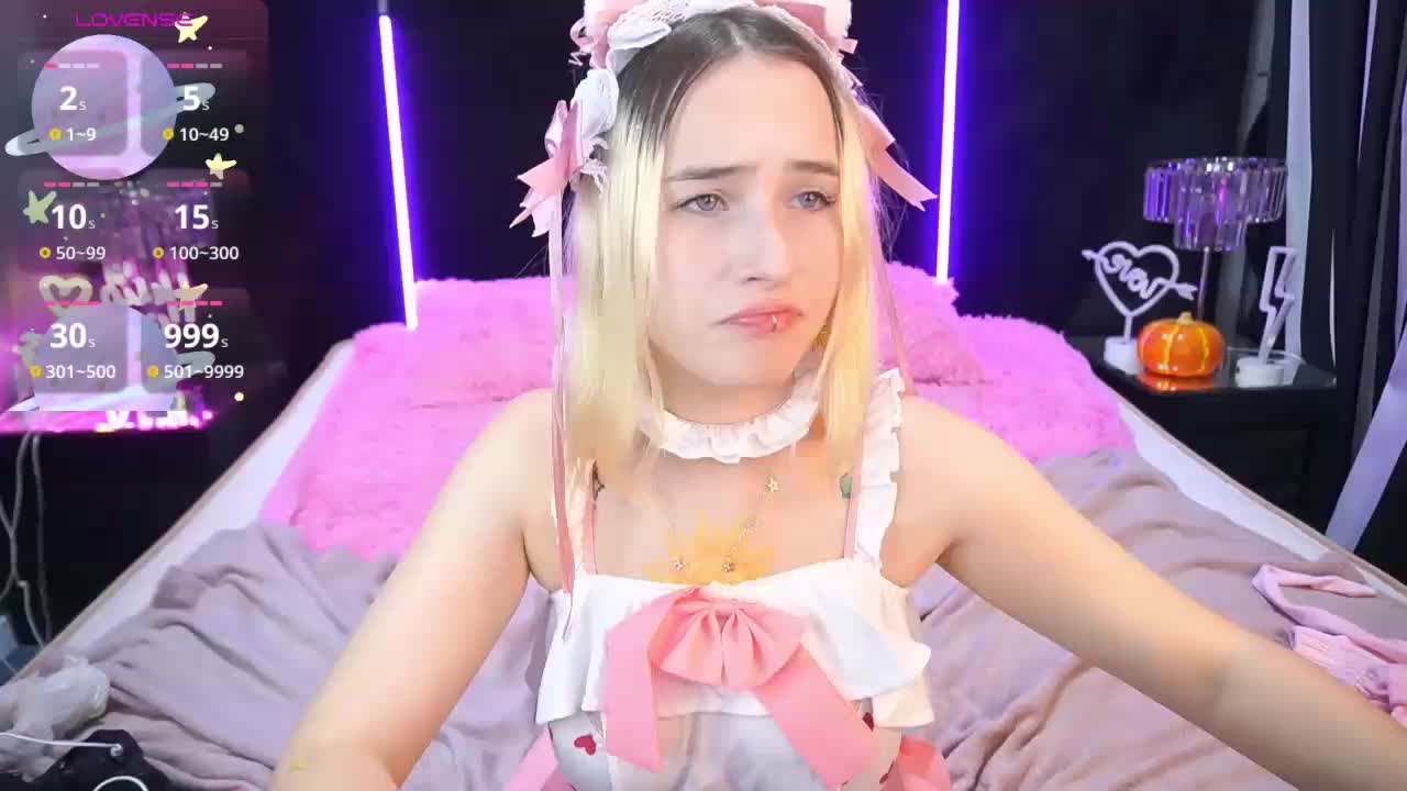 LilElfie Adult Chat November 30, 2025