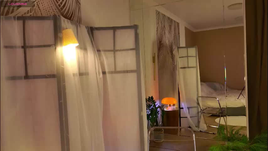 skyeyes__ Adult Chat November 30, 2025