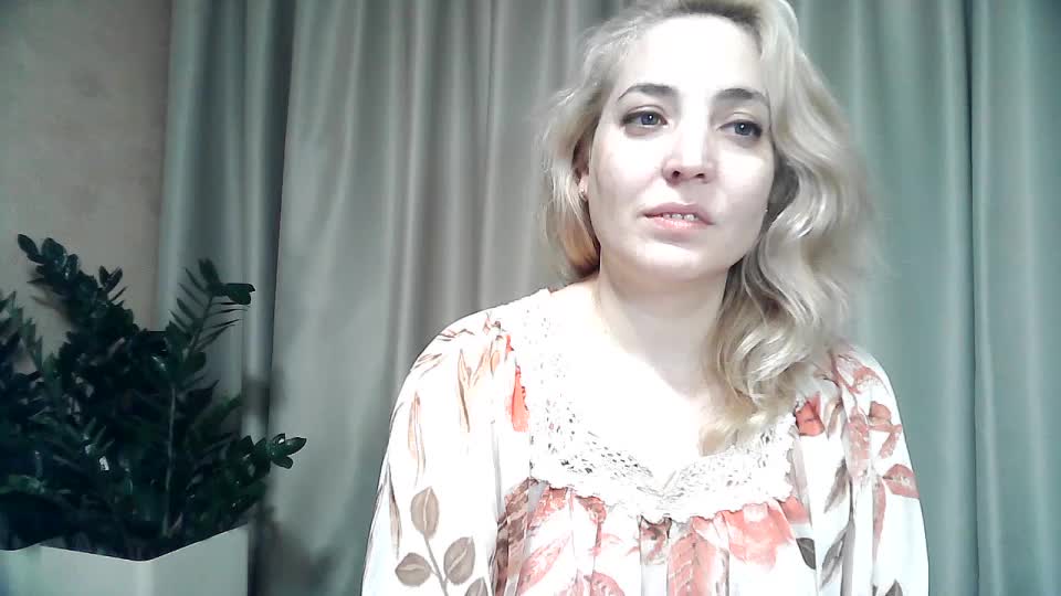 mariska-kiska Adult Chat November 30, 2025