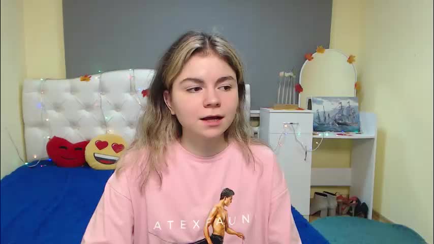 rrtinaredly Adult Chat November 30, 2025