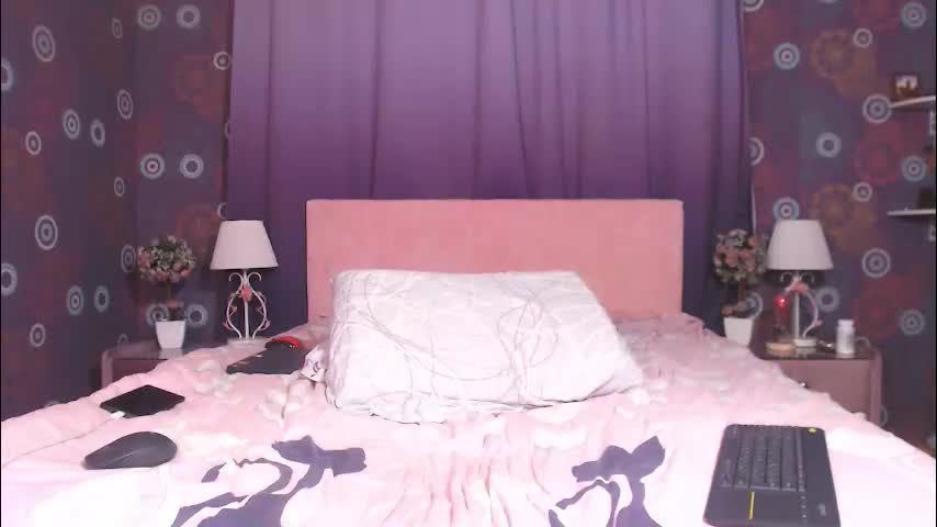 squirtyjess Adult Chat November 30, 2025