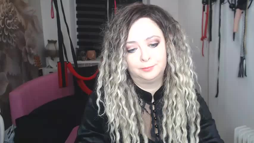 MISSwithDOLLS Adult Chat November 30, 2025