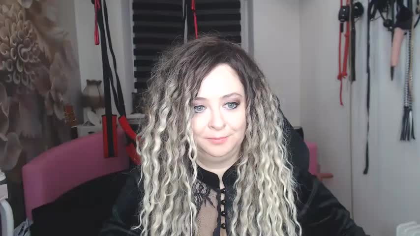 MISSwithDOLLS Adult Chat November 30, 2025