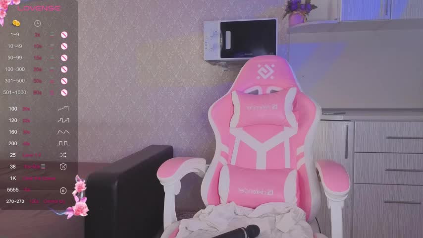 Hi_Kitti Adult Chat November 30, 2025