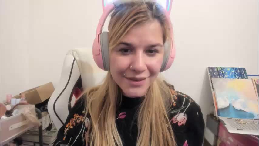 artsyandcraftsy_ Adult Chat November 30, 2025