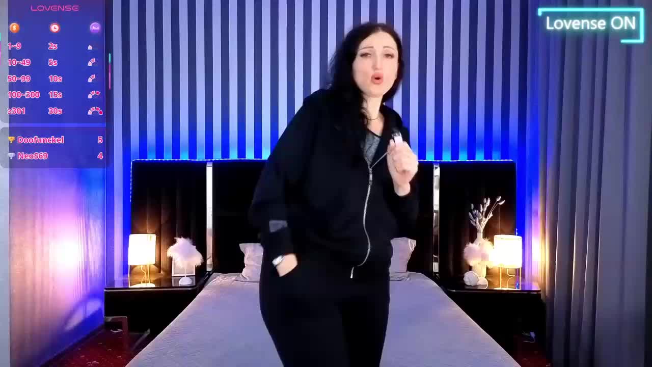 MissRossi Adult Chat November 30, 2025