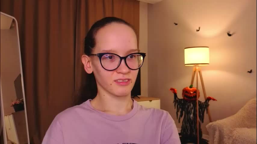 lynettebails Adult Chat November 30, 2025