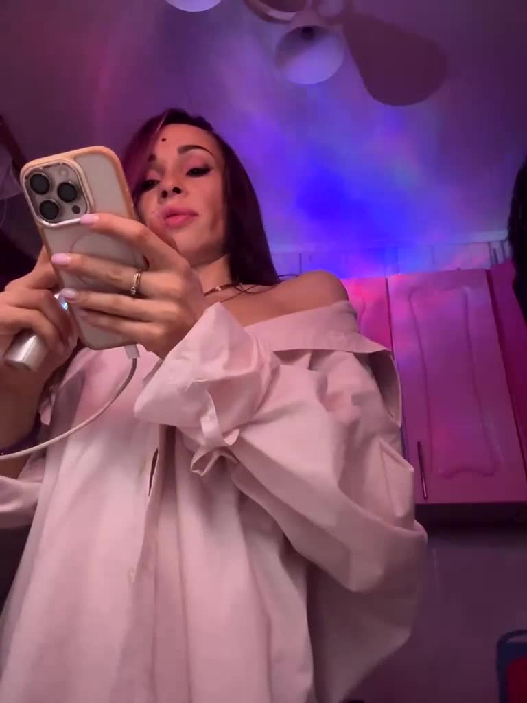 VIP17CoupleDream Adult Chat November 30, 2025