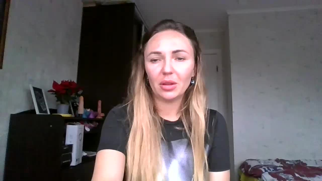 CuteAngelina Adult Chat November 30, 2025