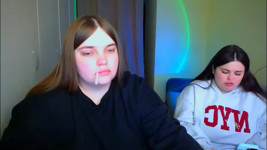 emma_dorn Adult Chat November 30, 2025