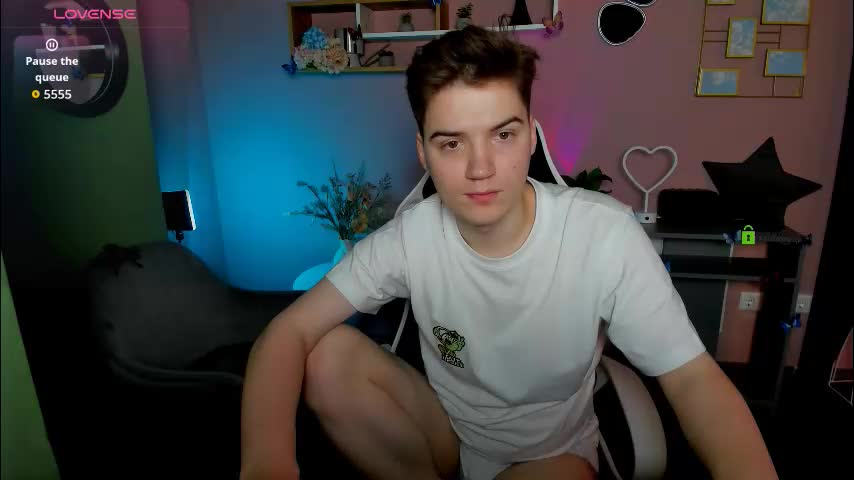 ash_raven_ Adult Chat November 30, 2025