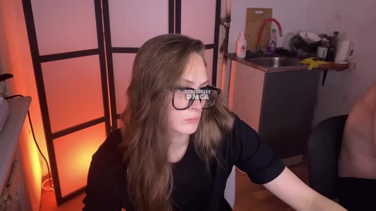 cutemilana_sw Adult Chat November 30, 2025