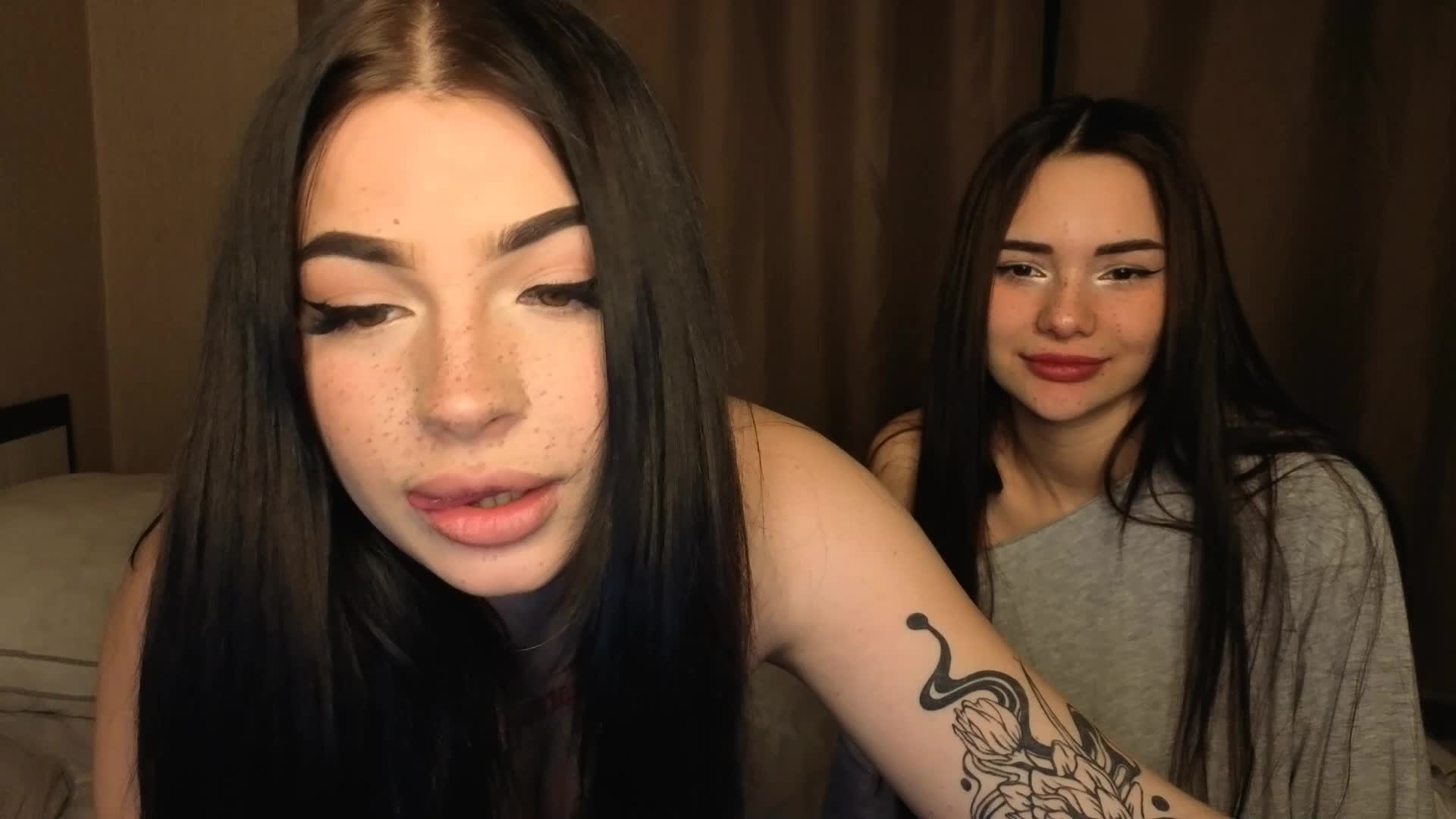 LisaAndDenis Adult Chat November 30, 2025