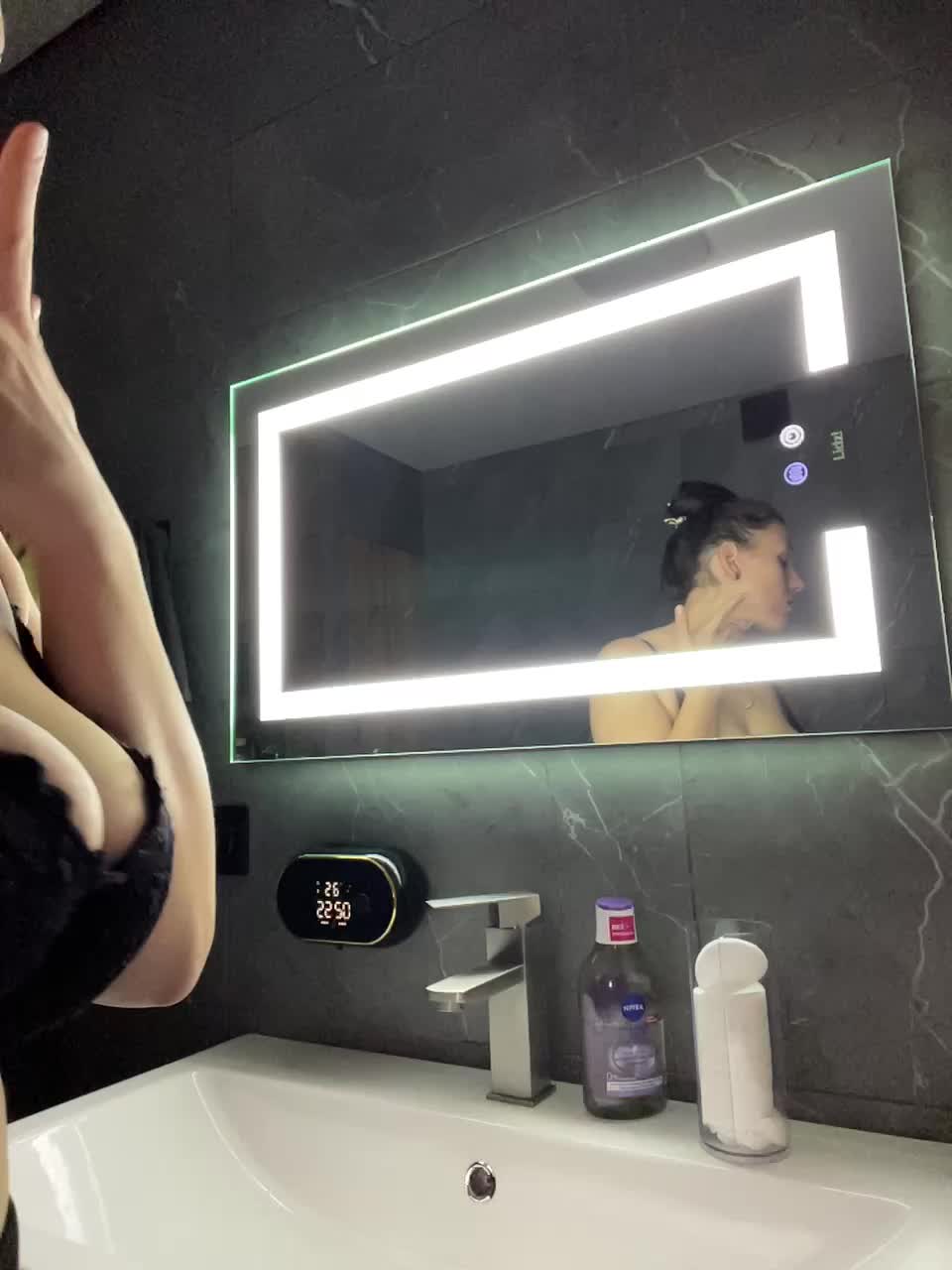 Potifays Adult Chat November 30, 2025