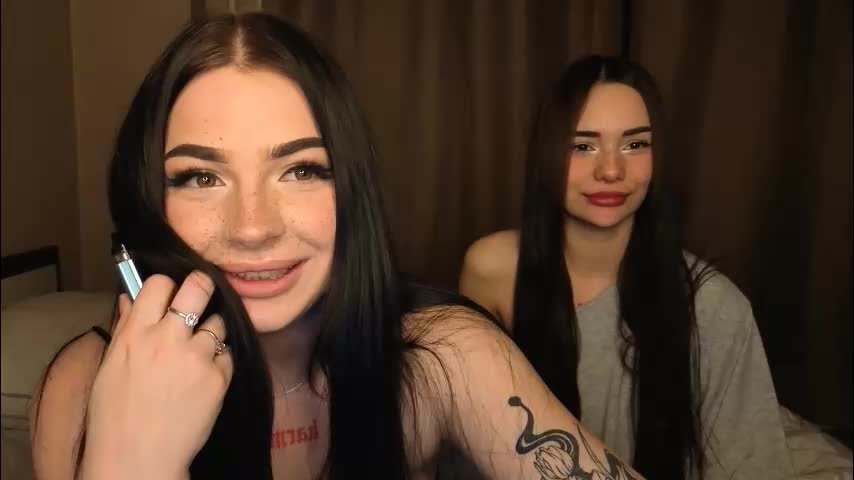 lisaanddenis Adult Chat November 30, 2025