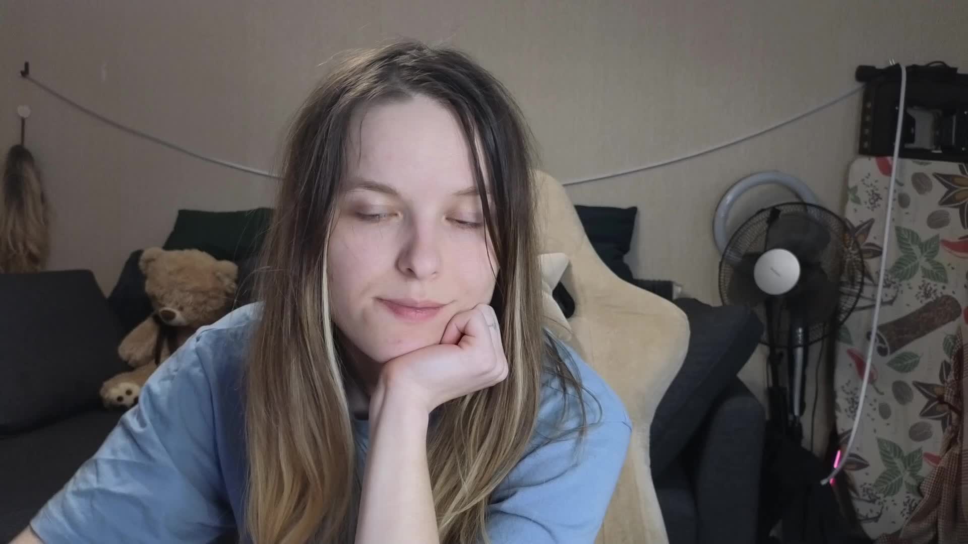 mali- Adult Chat November 30, 2025