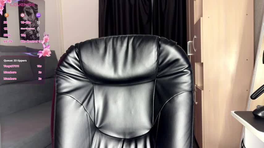 Lisa_Shultz Adult Chat November 30, 2025