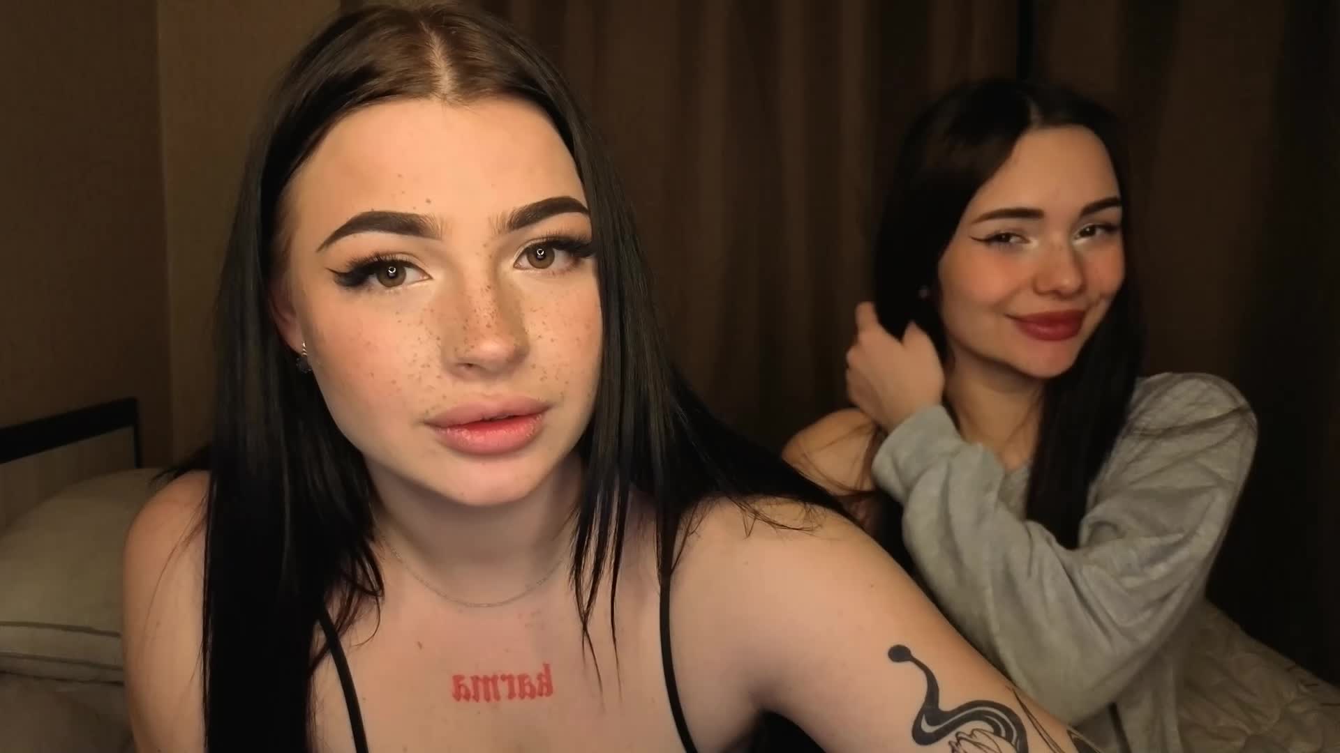 LisaAndDenis Adult Chat November 30, 2025