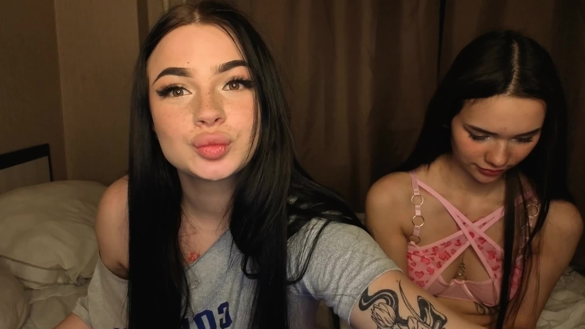 LisaAndDenis Adult Chat November 30, 2025