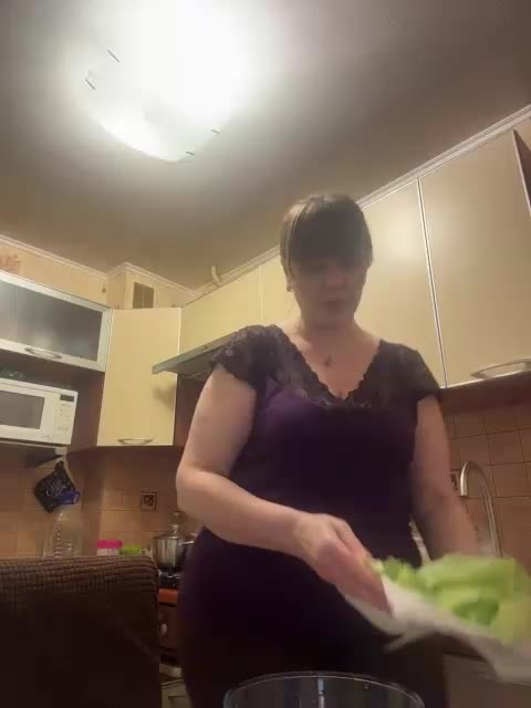 Veronika_Gold Adult Chat December 1, 2025