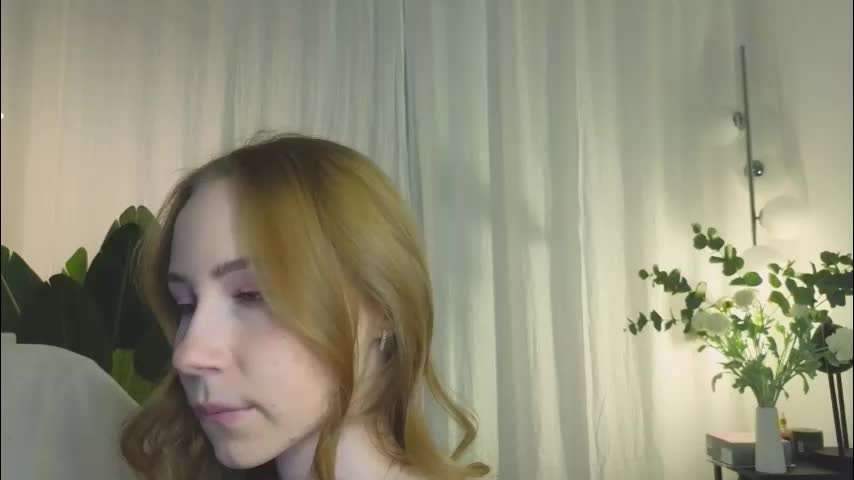 cuute_angell Adult Chat December 1, 2025