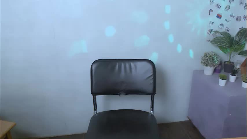 emilialov_ Adult Chat December 1, 2025