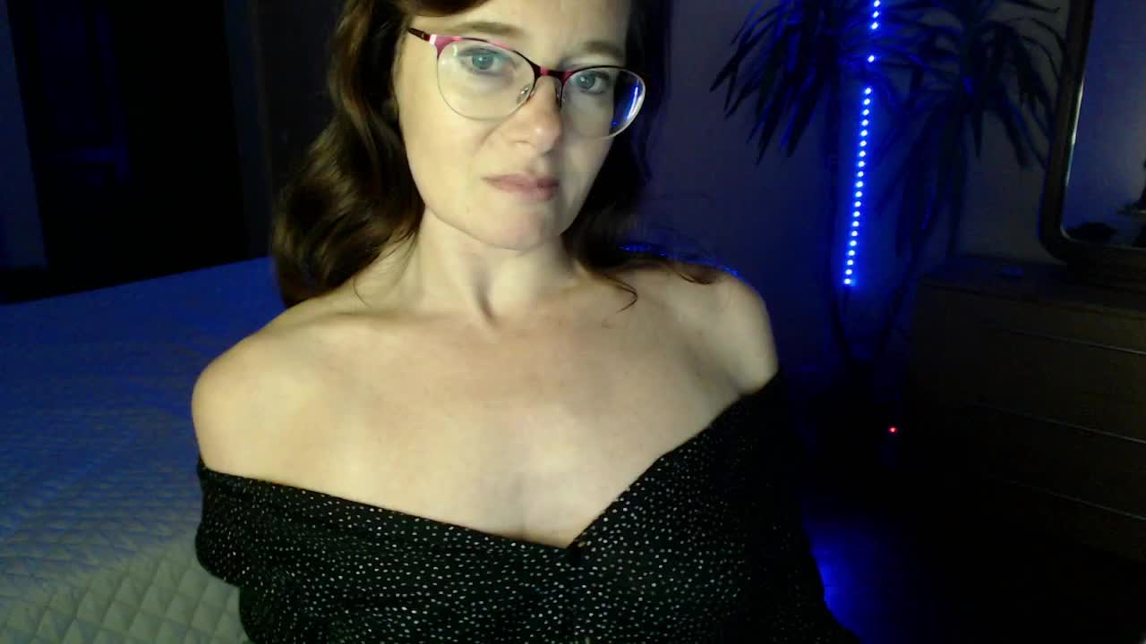 Viorica Adult Chat December 1, 2025