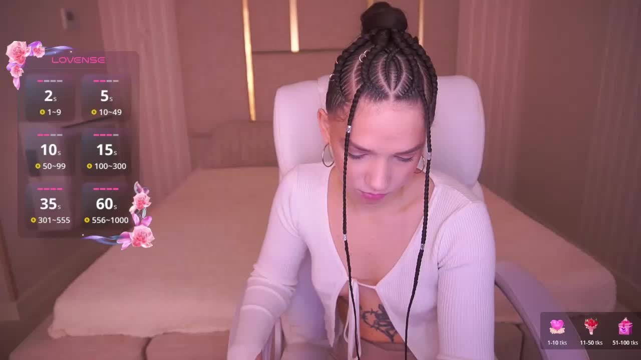 MirielleNymph Adult Chat December 1, 2025