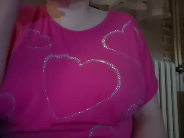 AalinnaK69 Adult Chat December 1, 2025