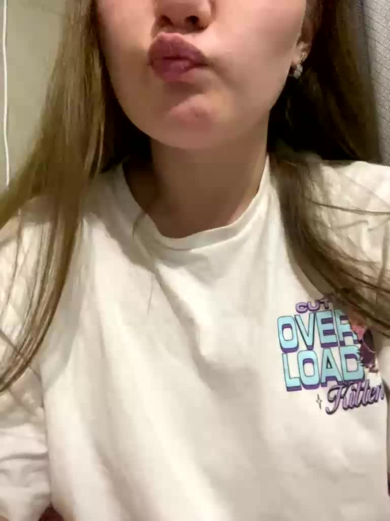 Snezhana-5402 Adult Chat December 1, 2025