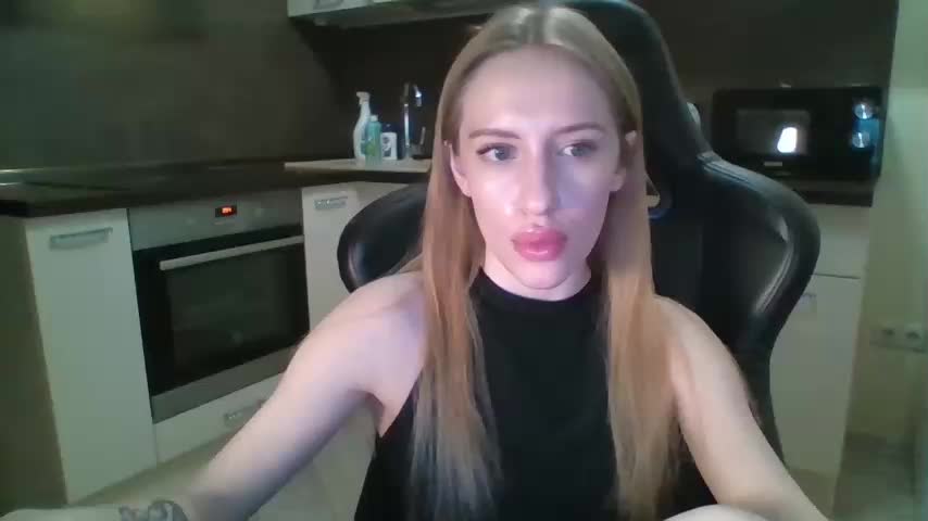 weaksii Adult Chat December 1, 2025