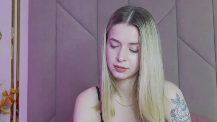 Touch_me Adult Chat December 1, 2025